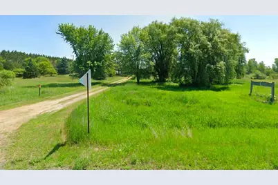 36123 Elmcrest Avenue NE, North Branch, MN 55056 - Photo 2