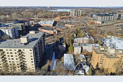 3136 W Bde Maka Ska Boulevard #201, Minneapolis, MN 55416 - Photo 30