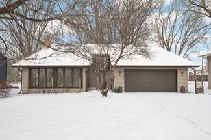 783 Berwood Ave, Vadnais Heights, MN 55127 - Photo 1