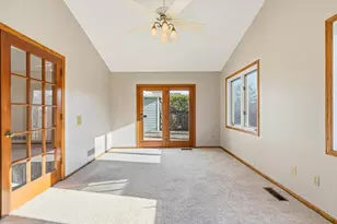 1130 Lois Ct, Shoreview, MN 55126 - Photo 20