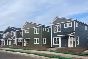 1346 Winthrop St N, Saint Paul, MN 55119 - Photo 2