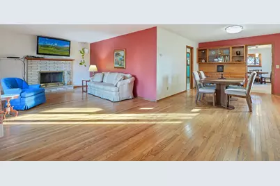 990 Hawthorne Avenue E, Saint Paul, MN 55106 - Photo 6