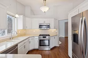 2919 Aldrich Trail, Woodbury, MN 55125 - Photo 10