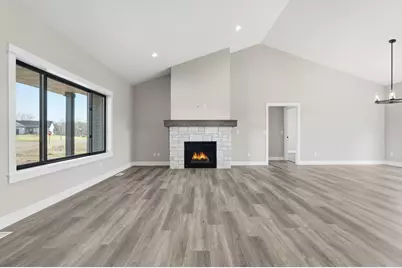 1434 E Oaks Trail, Houlton, WI 54082 - Photo 4