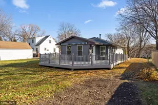 2181 Sunrise Dr N, Maplewood, MN 55117 - Photo 28