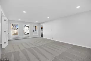 2181 Sunrise Dr N, Maplewood, MN 55117 - Photo 8