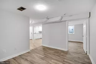 2181 Sunrise Dr N, Maplewood, MN 55117 - Photo 20