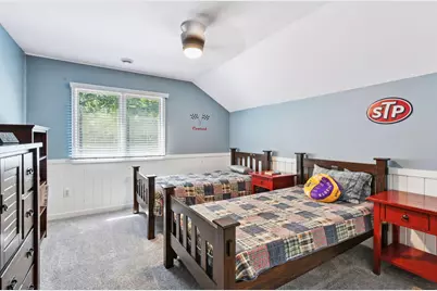 2413 Indian Road W, Minnetonka, MN 55305 - Photo 32