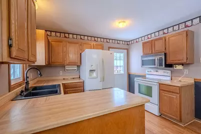 801 10th Street SW, Little Falls, MN 56345 - Photo 6