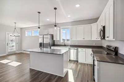 192 Gambel Street, River Falls, WI 54022 - Photo 12