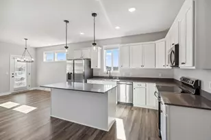 192 Gambel St, River Falls, WI 54022 - Photo 12