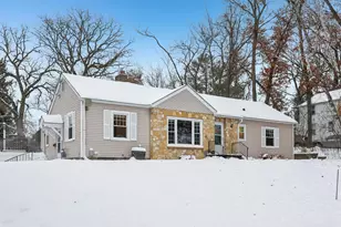 704 Spring St, River Falls, WI 54022 - Photo 8