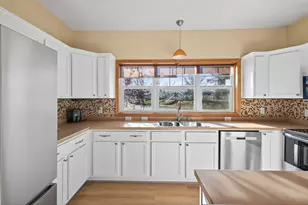 1351 Magnolia Ave E, Saint Paul, MN 55106 - Photo 10