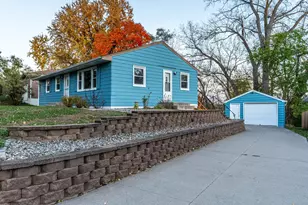 1740 Onacrest Curve, Maplewood, MN 55117 - Photo 1