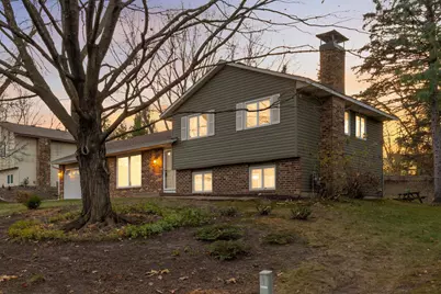 10134 Utah Avenue S, Bloomington, MN 55438 - Photo 2