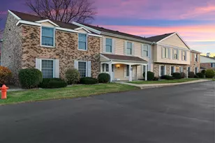 1931 Greenfield Ln SW, Rochester, MN 55902 - Photo 2