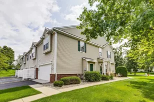 10808 Hawthorn Trail, Woodbury, MN 55129 - Photo 16