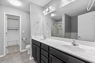 7590 Crimson Ln, Savage, MN 55378 - Photo 16