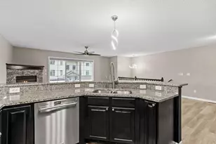 7590 Crimson Ln, Savage, MN 55378 - Photo 10