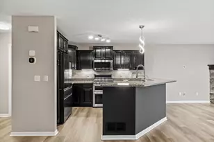 7590 Crimson Ln, Savage, MN 55378 - Photo 8