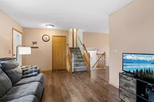 812 Cedar St SW, Isanti, MN 55040 - Photo 10