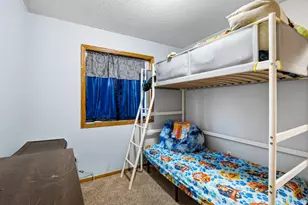 812 Cedar St SW, Isanti, MN 55040 - Photo 24