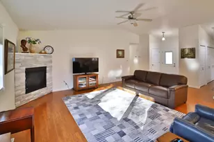 6195 Cosmos Rd, Baxter, MN 56425 - Photo 12