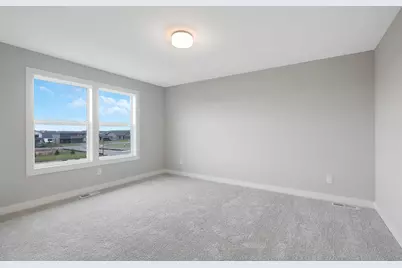 1539 Creekwood Dr, New Richmond, WI 54017 - Photo 12