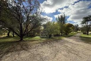 21581 Creekside Cir, Lakeville, MN 55044 - Photo 24