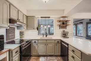 21581 Creekside Cir, Lakeville, MN 55044 - Photo 6