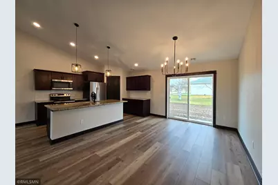 317 Falcon Run, Eagle Lake, MN 56024 - Photo 8