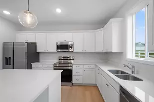 1323 Compton Ave, River Falls, WI 54022 - Photo 16