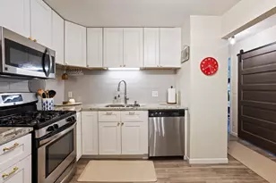 4820 Park Commons Dr, Saint Louis Park, MN 55416 - Photo 2