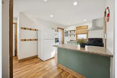 511 N Swift Avenue, Litchfield, MN 55355 - Photo 4