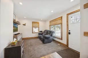 511 N Swift Ave, Litchfield, MN 55355 - Photo 2