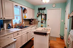 524 Hiawatha Dr, Saint Clair, MN 56080 - Photo 2