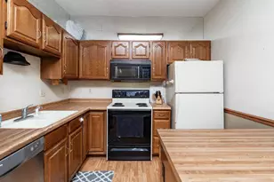 3305 15th Ave S, Fargo,  58103 - Photo 6