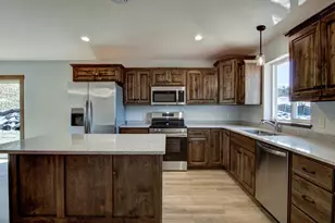 1805 11th Ave E, Menomonie, WI 54751 - Photo 30