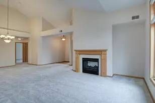91 Deerwood Ct, Hudson, WI 54016 - Photo 10