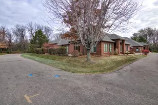 91 Deerwood Ct, Hudson, WI 54016 - Photo 2