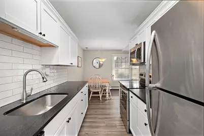 4618 Cedar Lake Road S #6, Saint Louis Park, MN 55416 - Photo 4