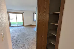 1585 Cohansey St, Saint Paul, MN 55117 - Photo 8