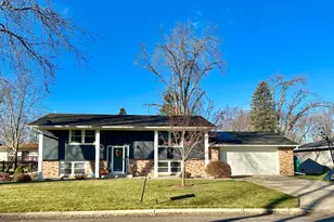 710 Cardinal Dr, Owatonna, MN 55060 - Photo 1