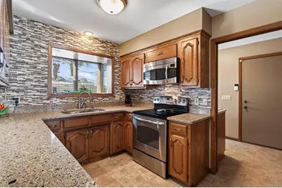 3435 Rosewood Lane N, Plymouth, MN 55441 - Photo 6