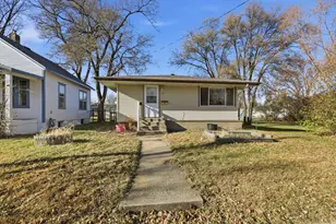 329 25th Ave N, Saint Cloud, MN 56303 - Photo 1