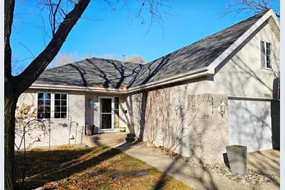 2212 10th Avenue SE, Willmar, MN 56201 - Photo 1