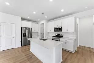 4865 218th Ct, Farmington, MN 55024 - Photo 2