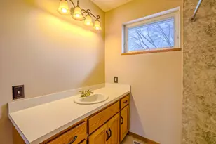 563 Milwaukee Rd, Shakopee, MN 55379 - Photo 22