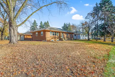 4418 65th Avenue N, Brooklyn Center, MN 55429 - Photo 4