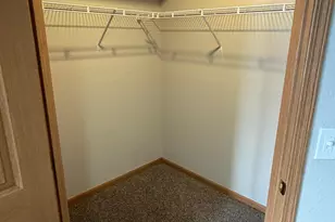 1321 Lake Dr W, Chanhassen, MN 55317 - Photo 16